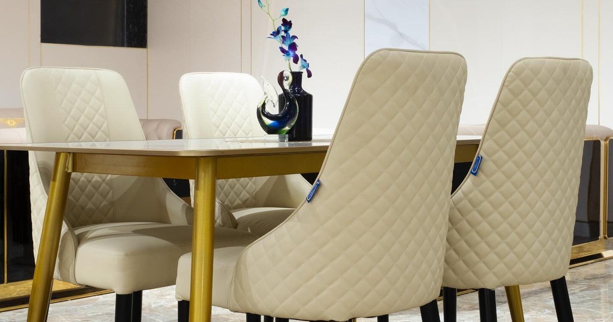 Dining table styled in a Jaipur home | dining table